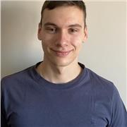 Profesor de Educación Primaria, con el B2 de Inglés por la escuela de idiomas, con un Máster en Tecnologías aplicadas a la Educaci